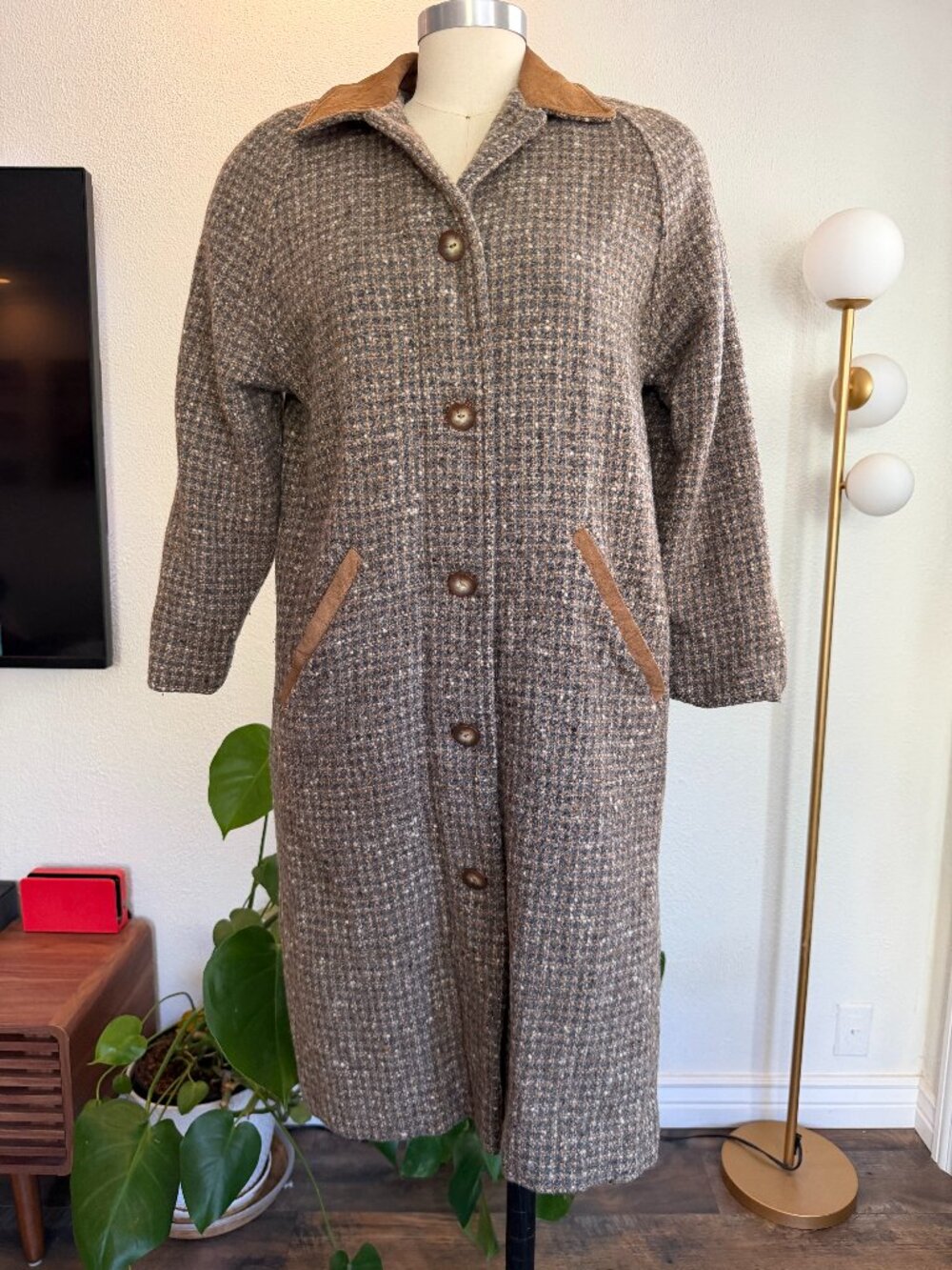 VTG 80s LL Bean Tweed Barn Coat Leather Collar Ranglan Sleeve Wool Blend Cottage